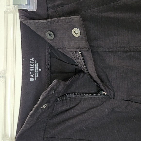 Athleta Trekkie North Shorts, athletic shorts, black, button zip waist, sz 0 - Picture 7 of 12